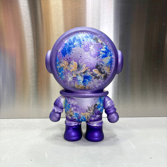 Fluid astronaut