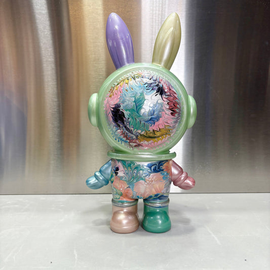 Fluid astronaut